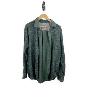 Northwest Territory Camo Long Sleeve Button Up Top Size L